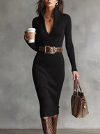 Hazel™ | Robe-pull midi côtelée à col en V