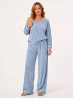 Damen-Off-Shoulder-Oberteil mit weit geschnittener Hose als Set