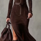 Schnell sein! Langes Kleid mit langen Ärmeln aus Wildlederimitat mit Reißverschluss