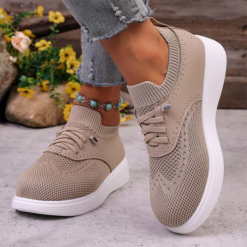 Chaussures de marche à enfiler en maille respirante pour femmes